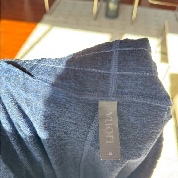 Vuori Dark Blue Joggers with Cream Drawstring - Picture 5 of 5